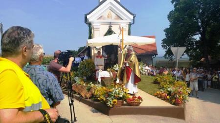 Na 19. tradicionalni prireditvi Pozdrav jeseni ob prazniku Marijinega vnebovzetja, veselo druženje Prlekov, Prekmurcev in Medžimurcev 1